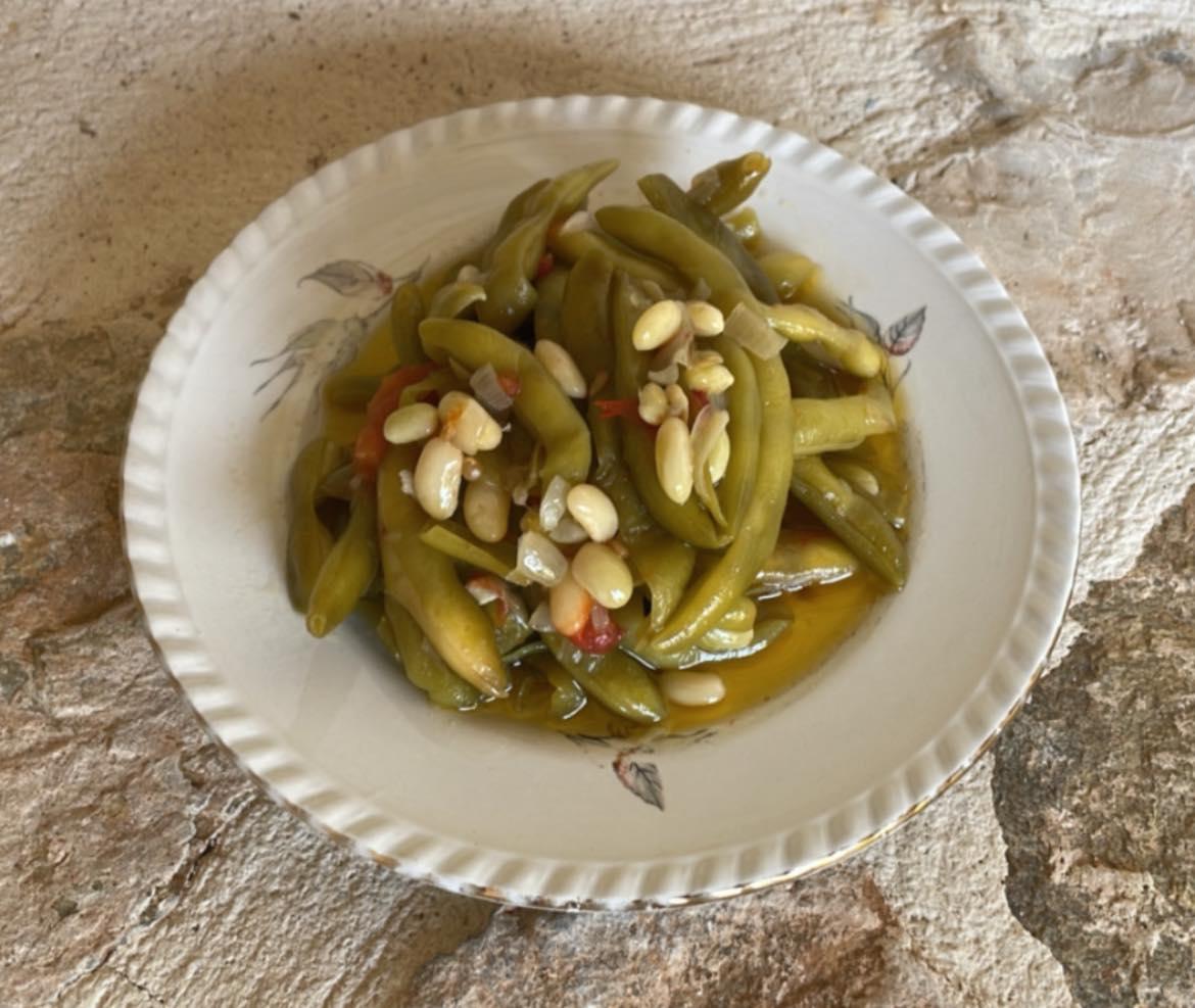 Symian Bean