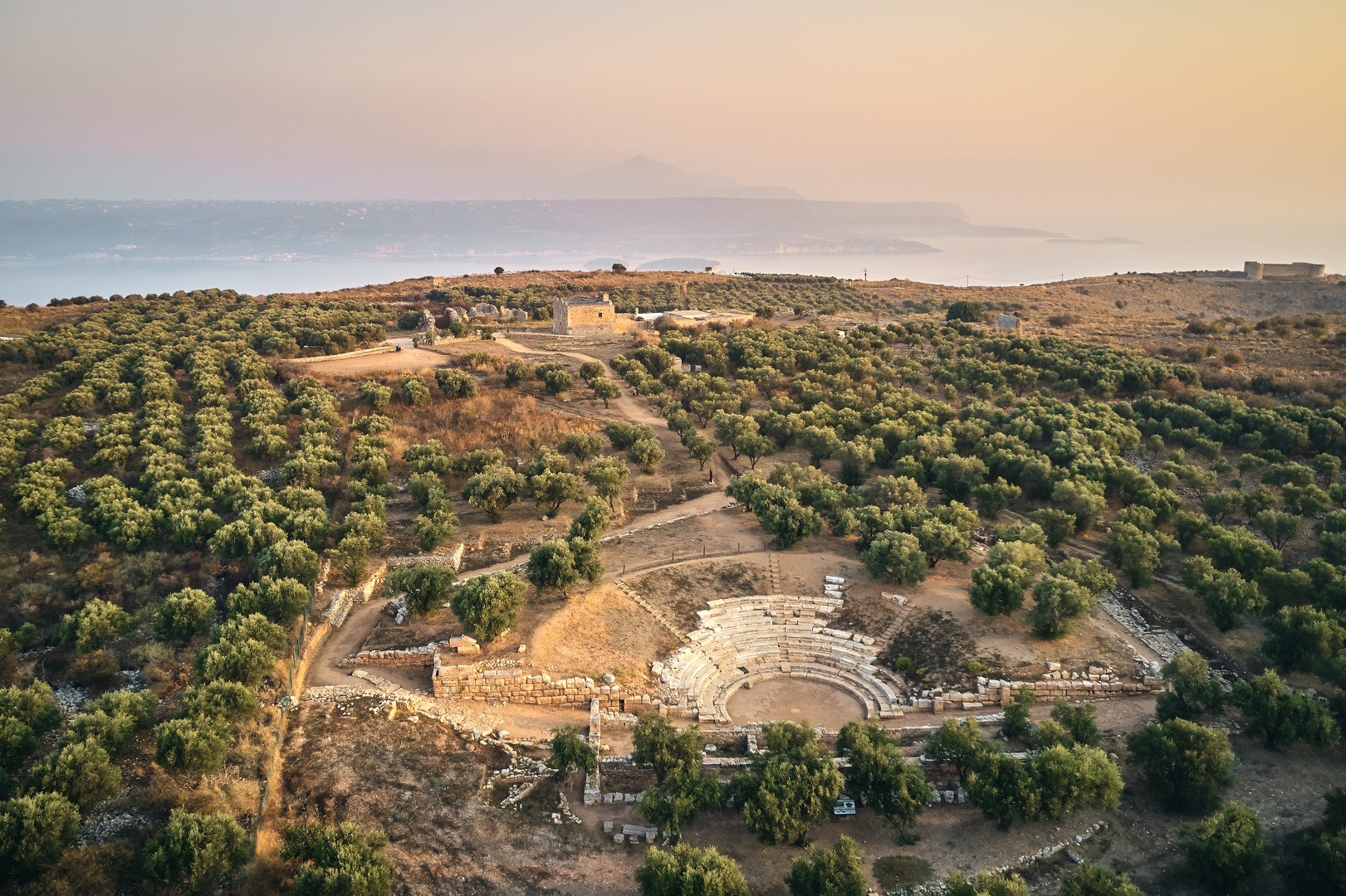 Exploring Creta: Vacation Package in Western Crete (7 nights)