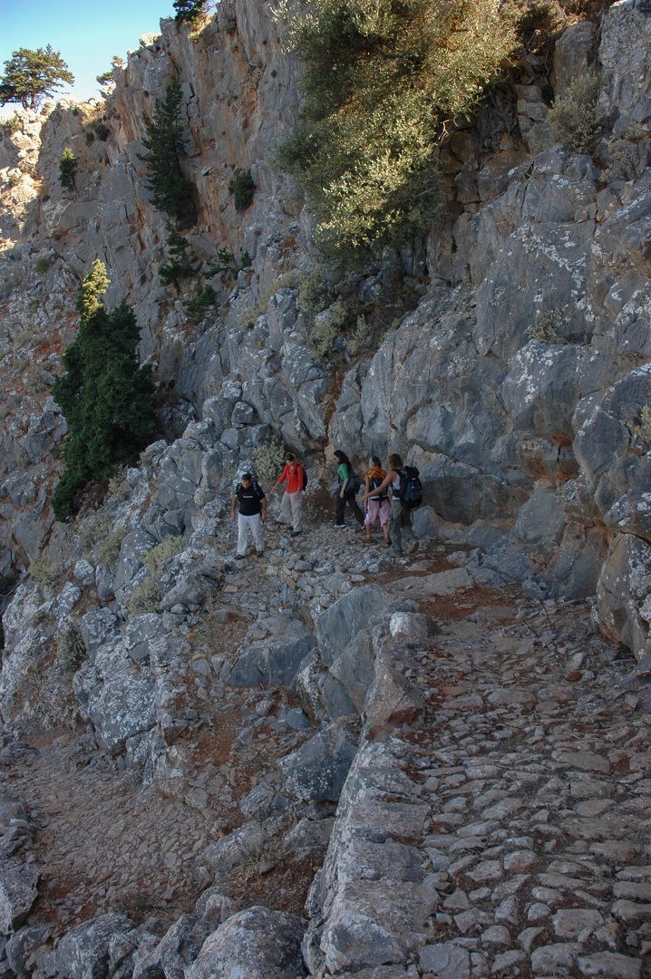 Exploring Creta: Hiking the E4 Path