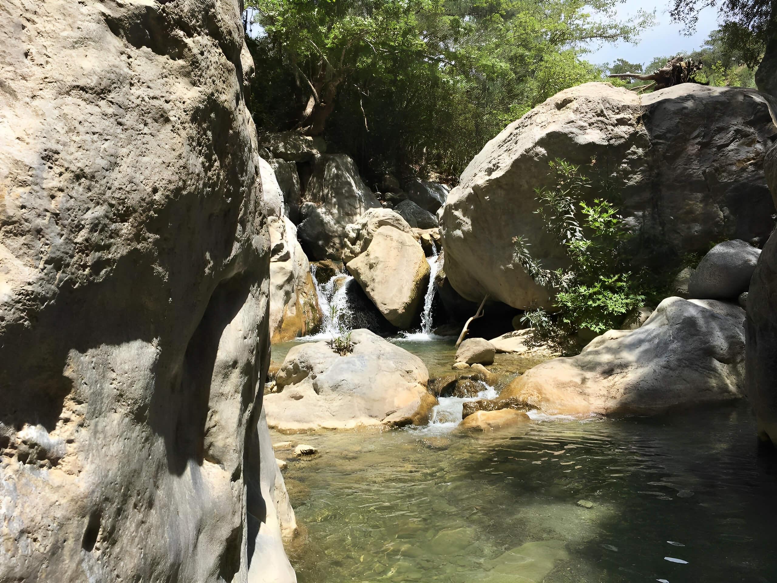 Safari Experts: Eκδρομή στη Νότια Κρήτη, στο φαράγγι Σαρακίνας