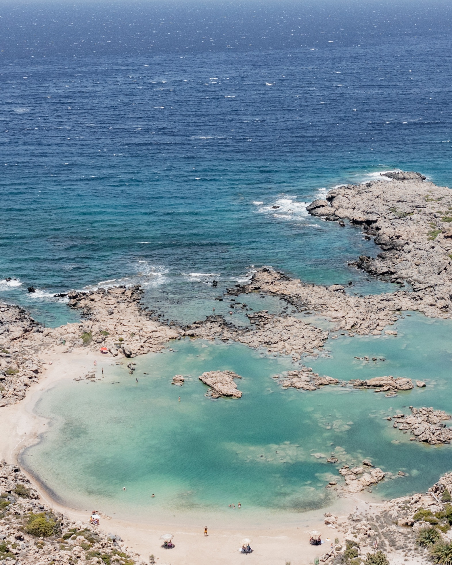 Aspri Limni Beach
