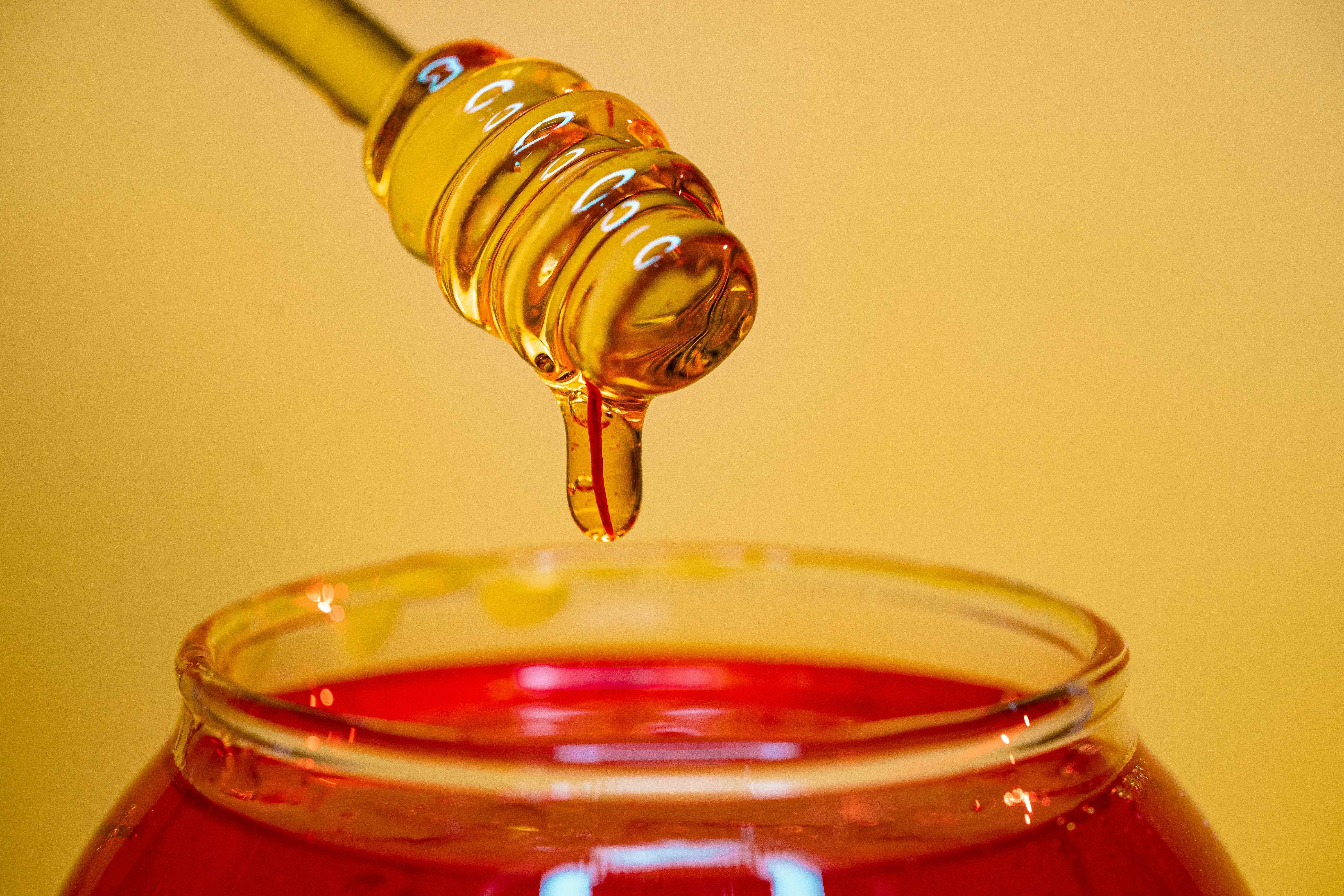 Podcast: From Hive to Table – Beekeeping in Crete is an Art!