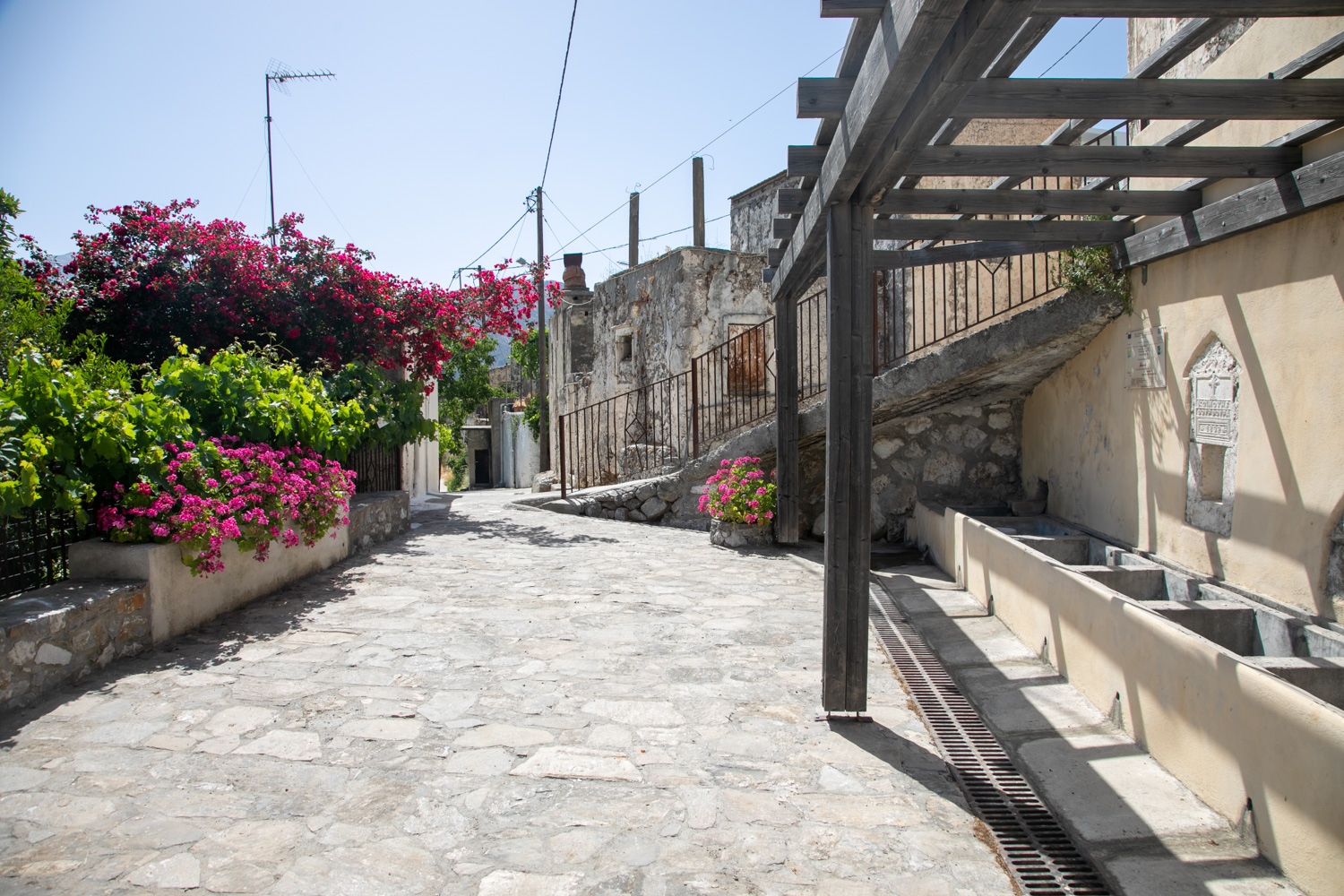 discover crete