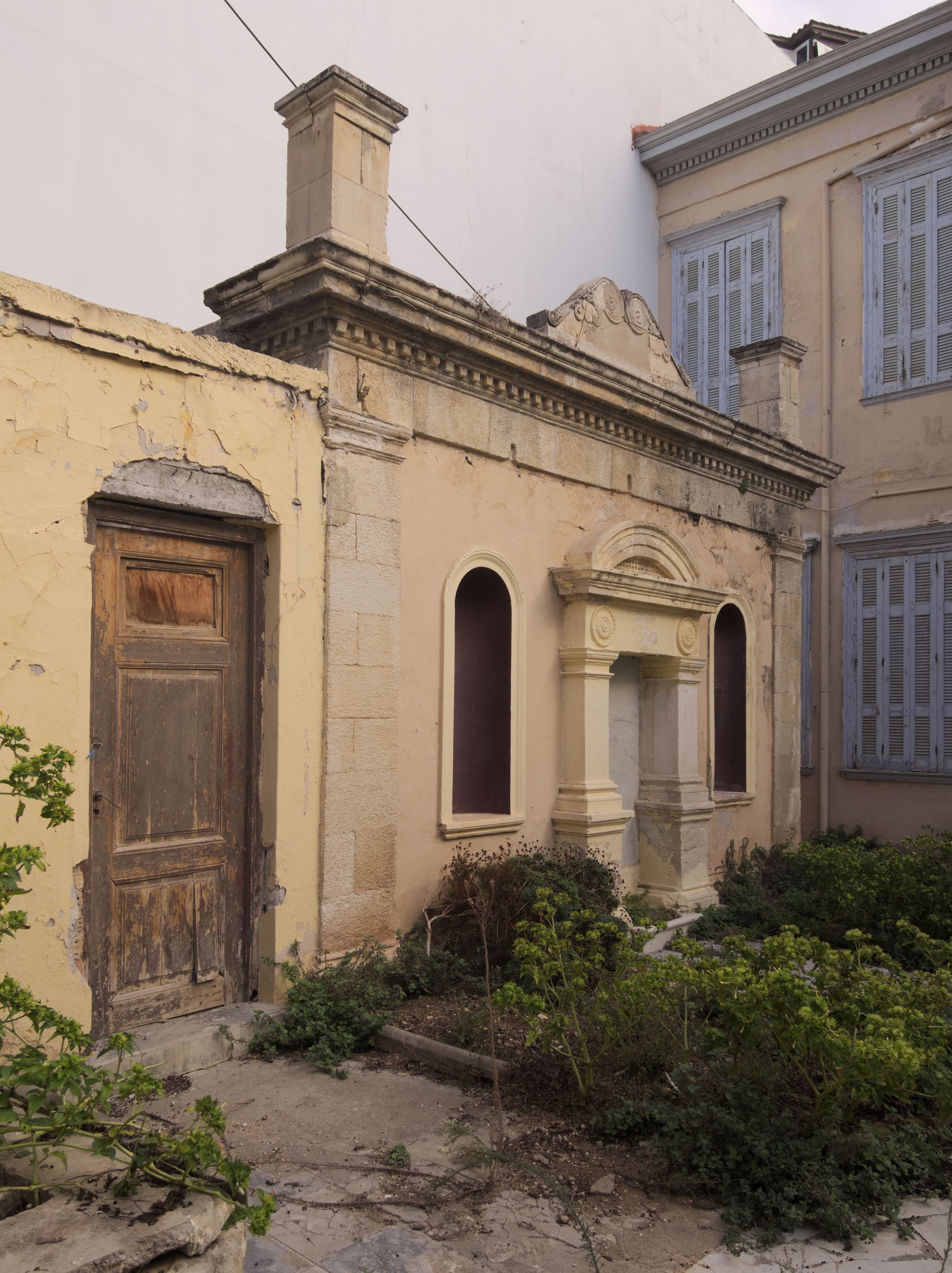 discover crete