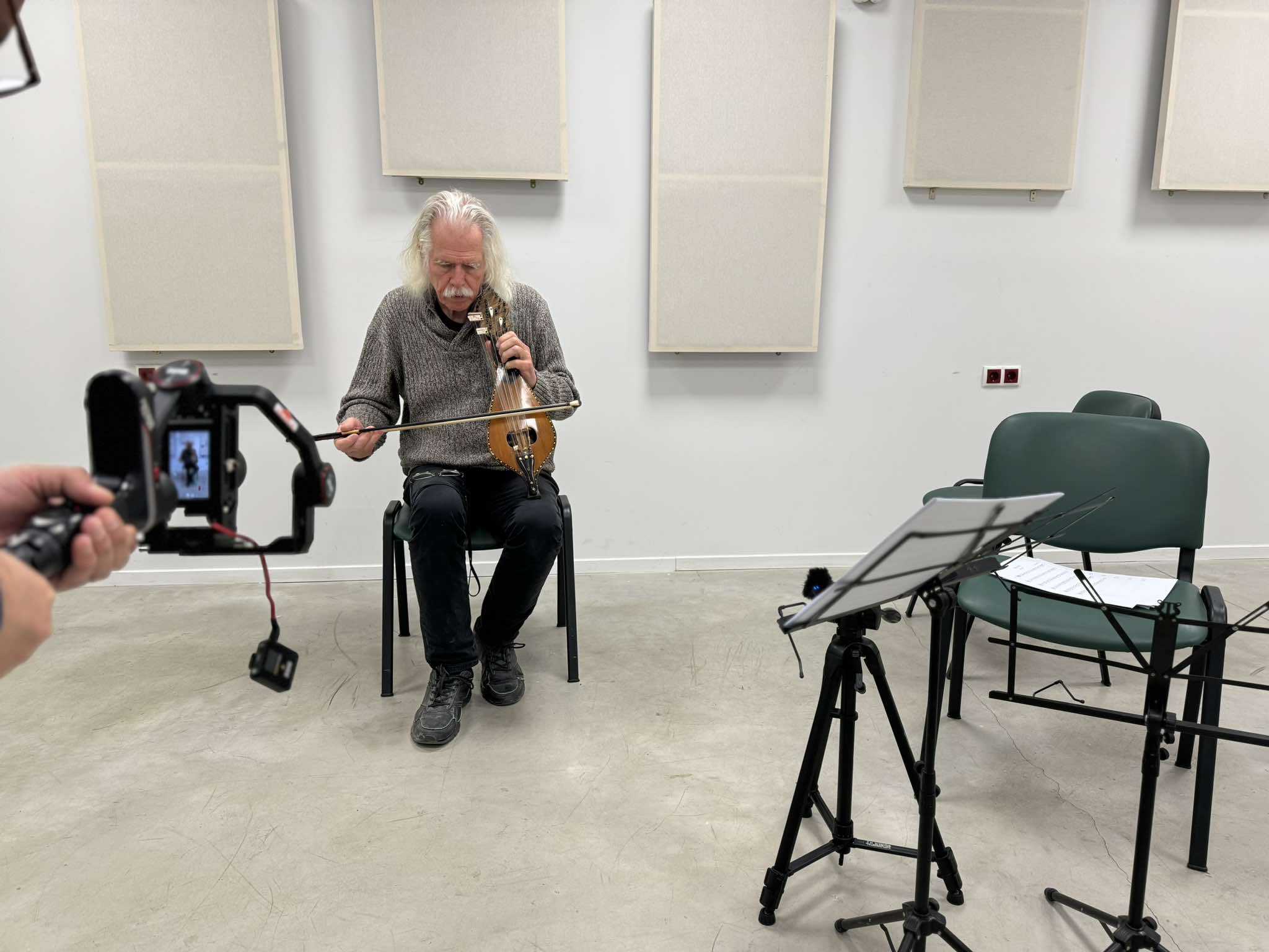Podcast: Music as a Bridge Between Cultures – The Ross Daly Example